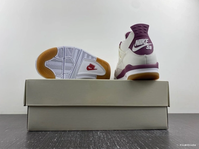 x Sapphire SB Jordan 4 DR5415-102 Red 0707